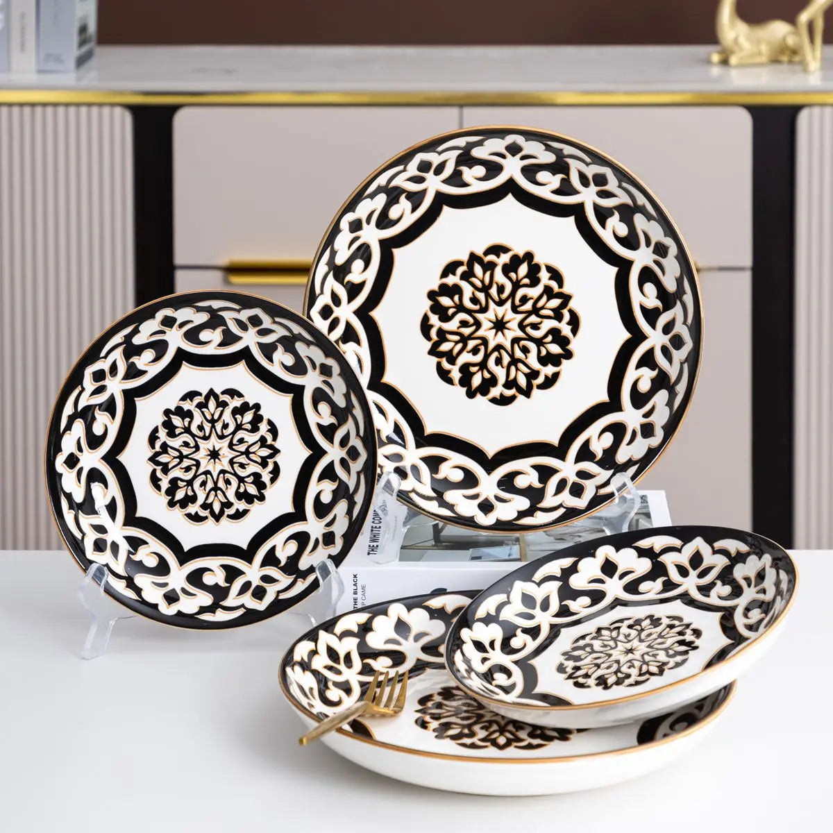 Dinnerware Set