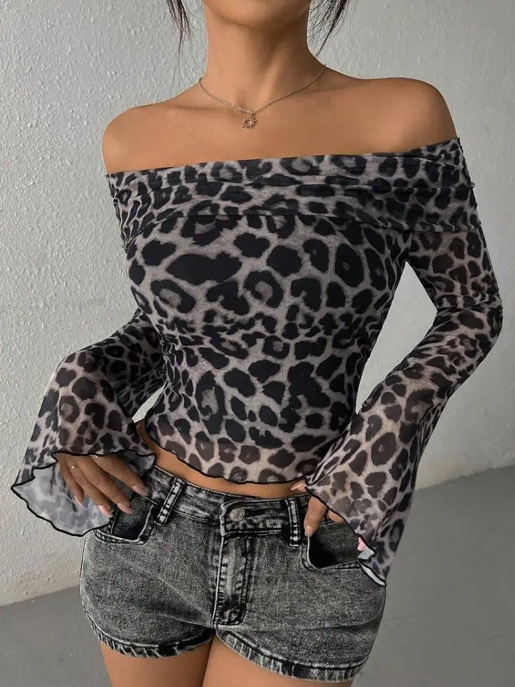 Leopard Print Long Sleeve Slim Crop Tshirt