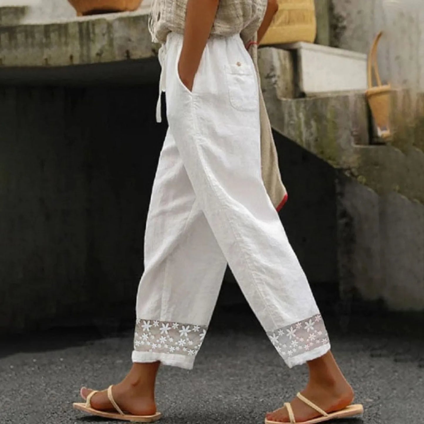 Drawstring Printed Crop Pants
