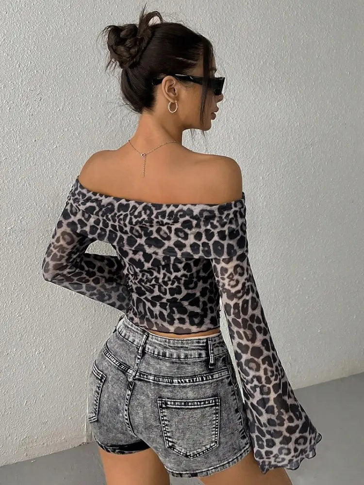 Leopard Print Long Sleeve Slim Crop Tshirt