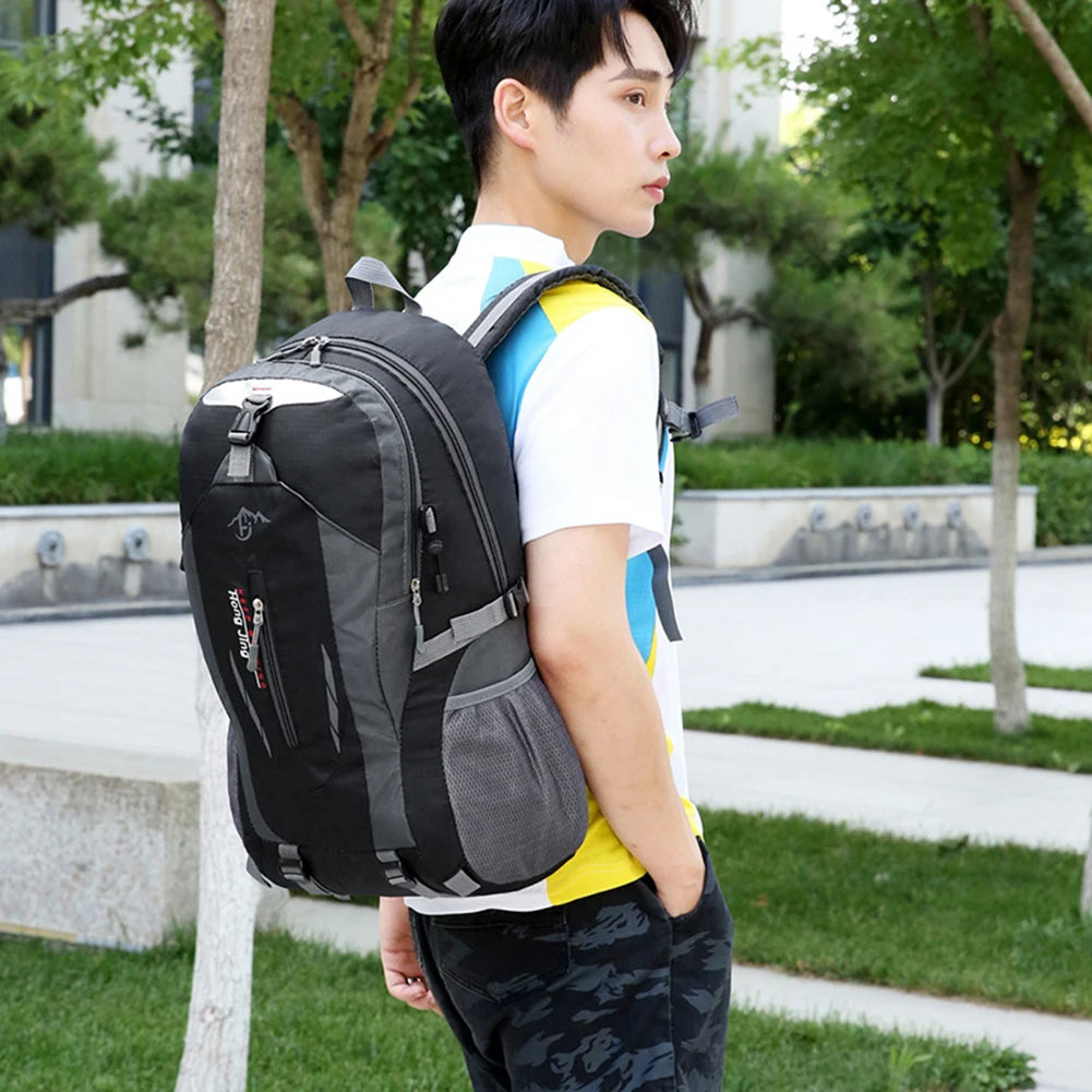 Polyester Fishing Backpack Unisex Breathable Large Capacity Wear Resistant