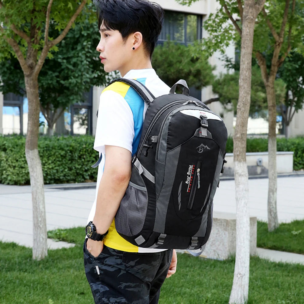 Polyester Fishing Backpack Unisex Breathable Large Capacity Wear Resistant